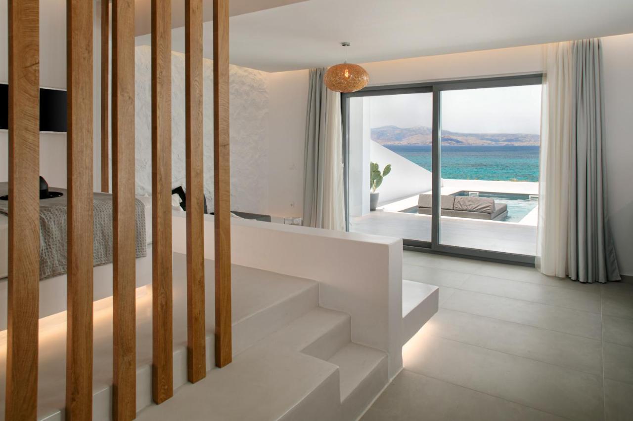 Seanfinity Beachfront Suites Mikri Vigla Dış mekan fotoğraf