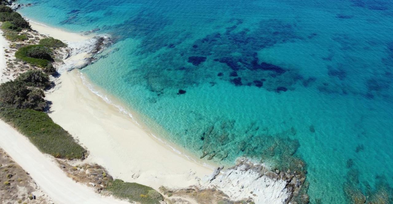 Seanfinity Beachfront Suites Mikri Vigla Dış mekan fotoğraf