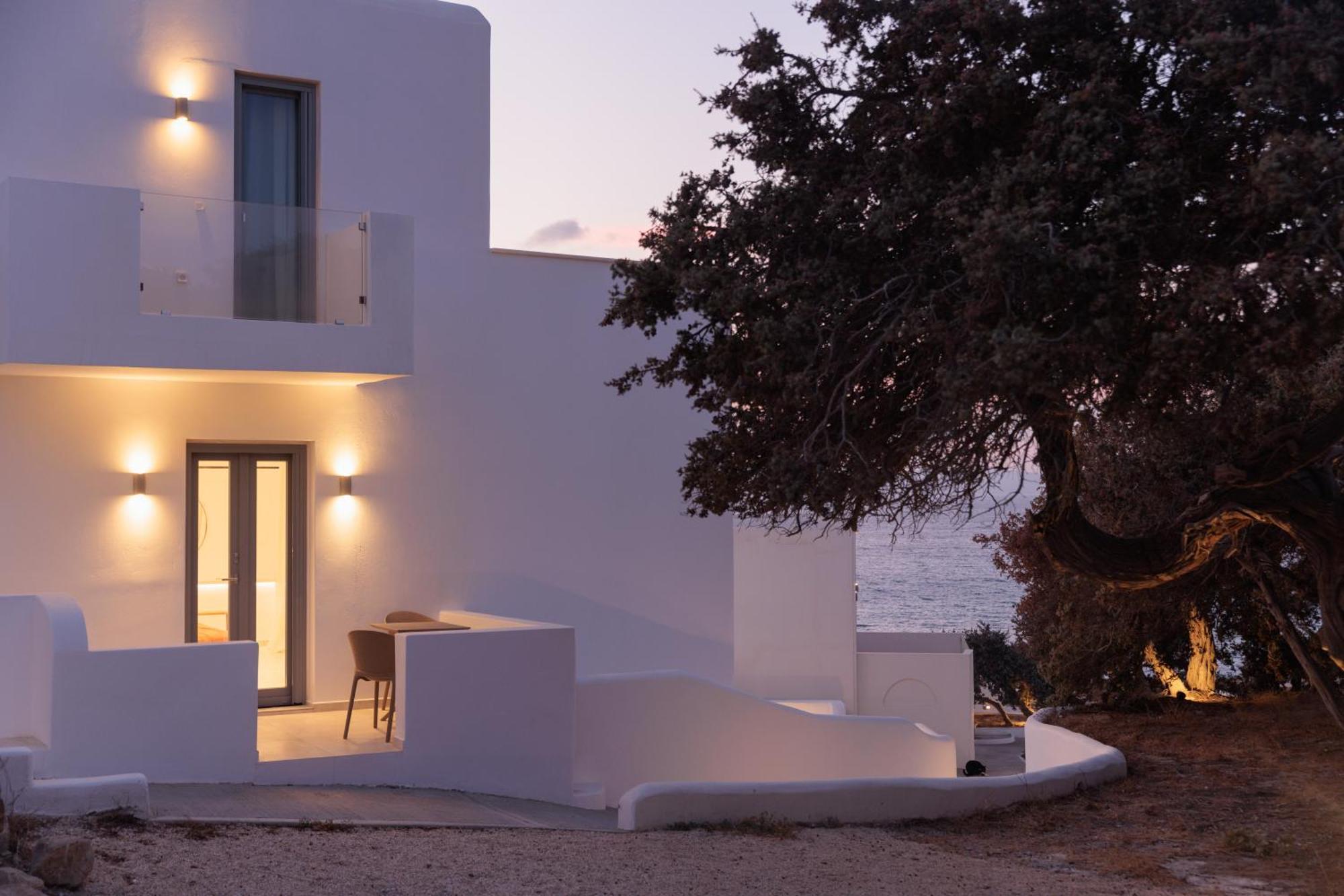 Seanfinity Beachfront Suites Mikri Vigla Dış mekan fotoğraf