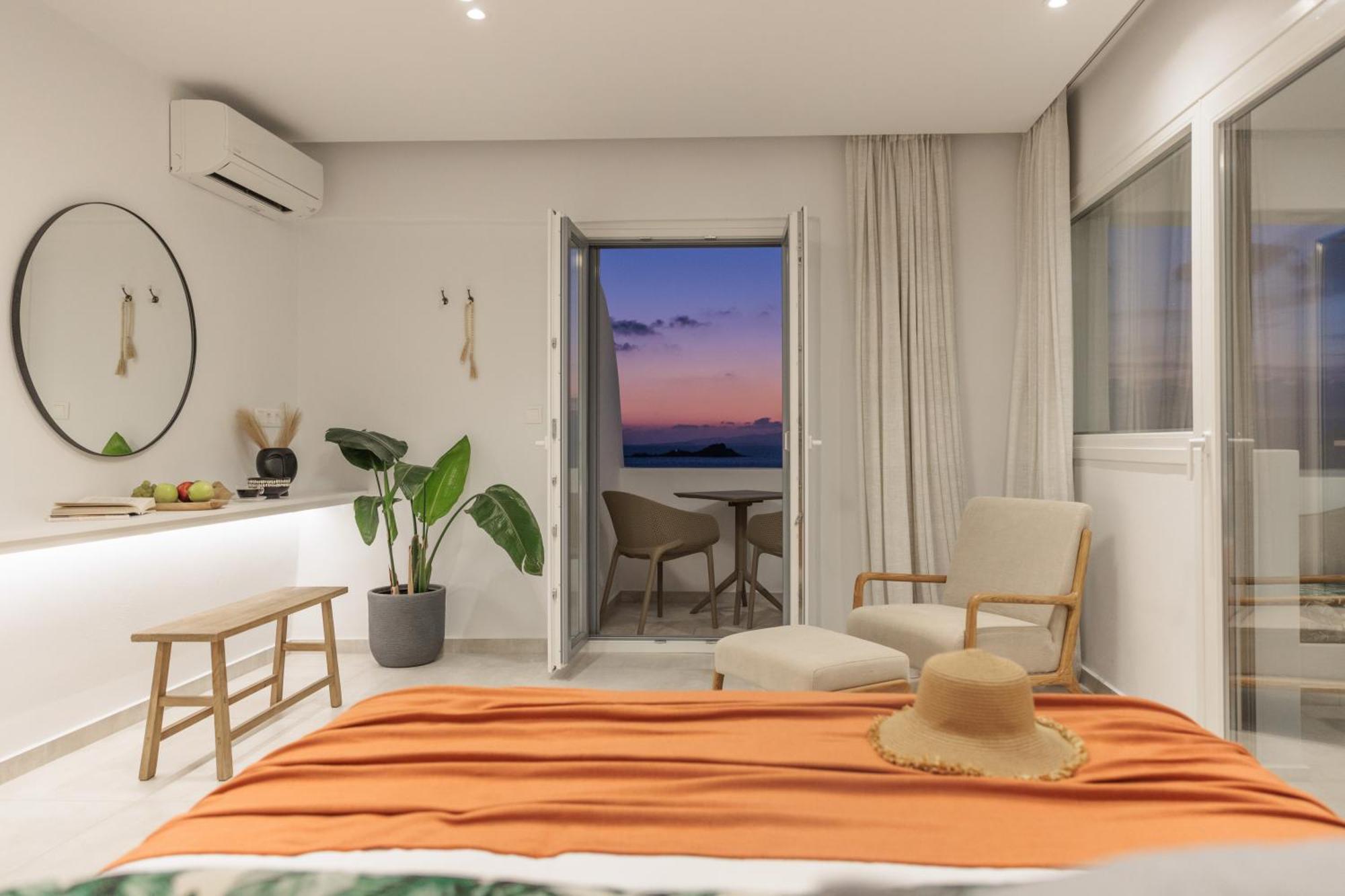 Seanfinity Beachfront Suites Mikri Vigla Dış mekan fotoğraf