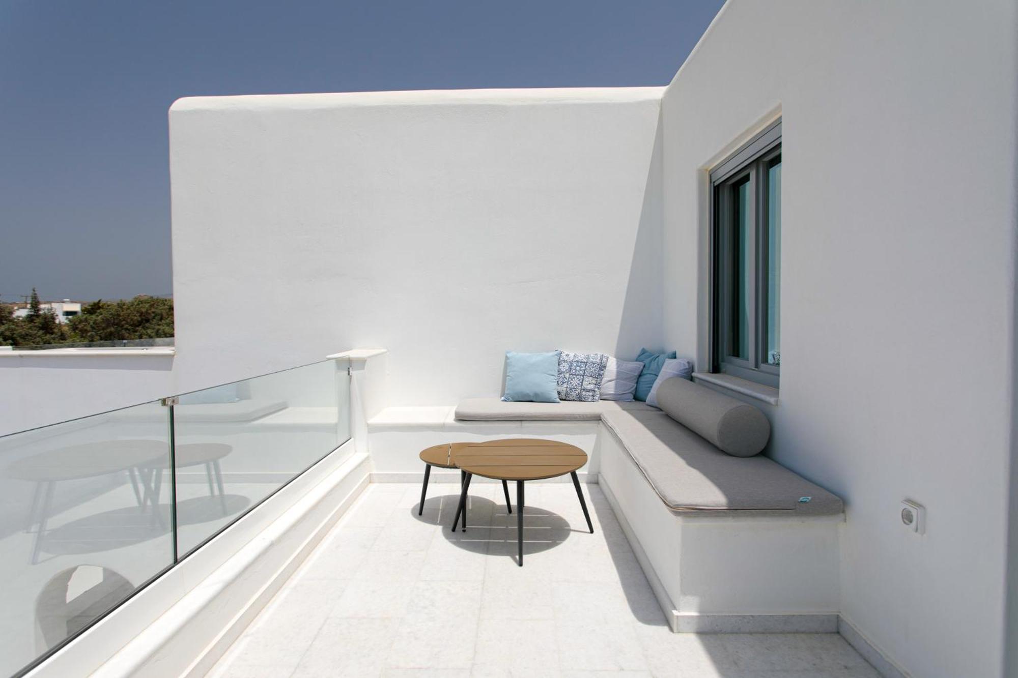 Seanfinity Beachfront Suites Mikri Vigla Oda fotoğraf